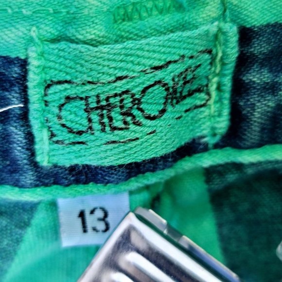 Vintage 90s Cherokee Juniors 13 Green Vertical Striped Denim Long Bermuda Shorts - Picture 4 of 6